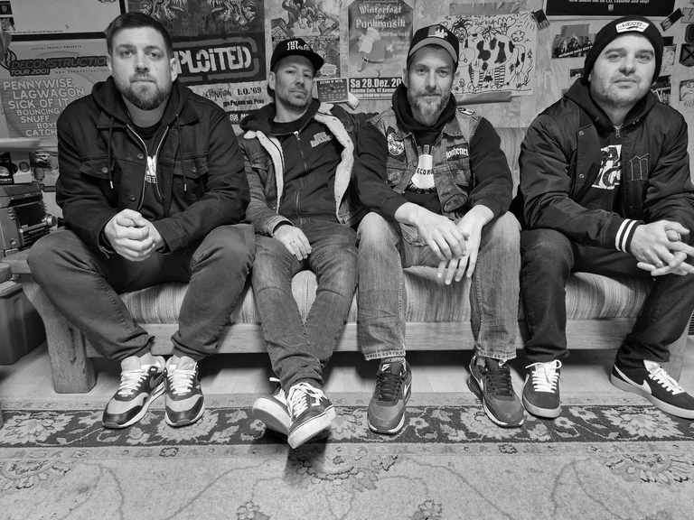 Daltonz Hardcore Punk from the Heart of the Alps